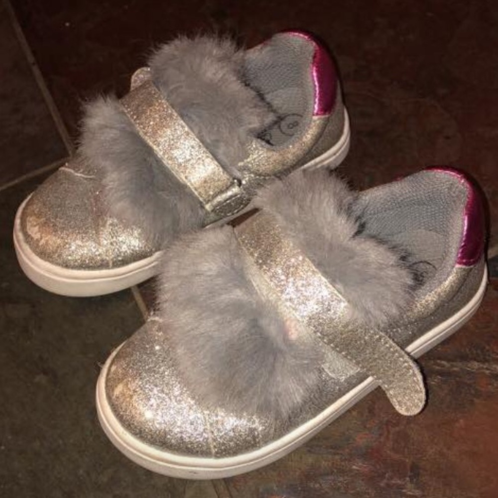 Toddler size 8 glitter/fur sneakers!